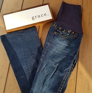 True Reglion Maternity Jean's. Size 29